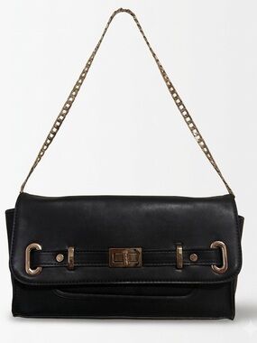 Le Château Black Faux Leather Shoulder Bag Gold Chain Hardware Turnlock Clutch